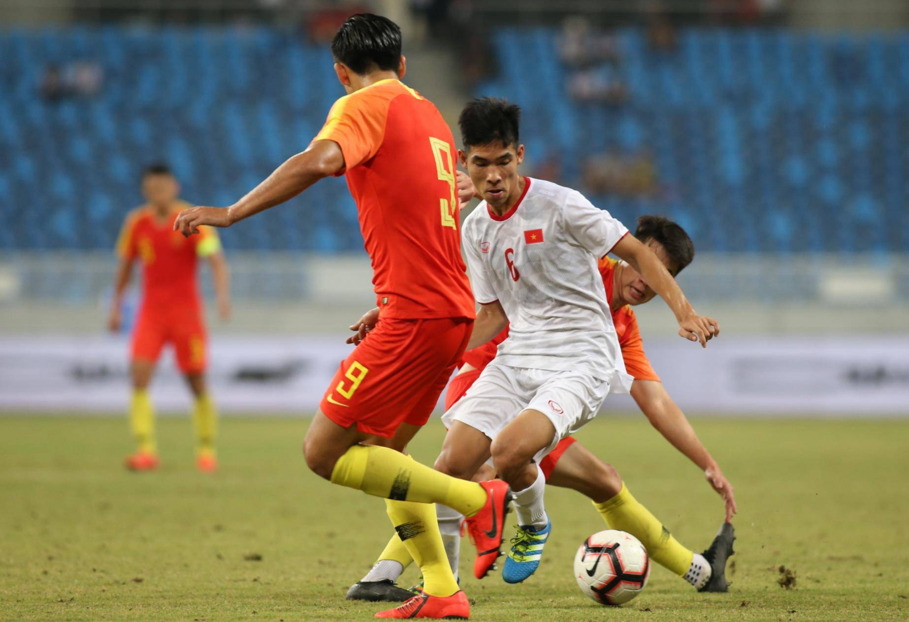 NBA总决赛赛程吃紧，AC米兰国际比赛日官宣签约，球迷炸锅，医务组通报恢复的简单介绍-爱游戏