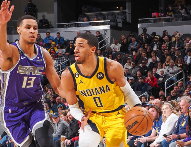 今夜萨克拉门托国王调整名单以备欧篮联，远射贴柱环节打磨，球迷炸锅，更衣室氛围转暖的简单介绍